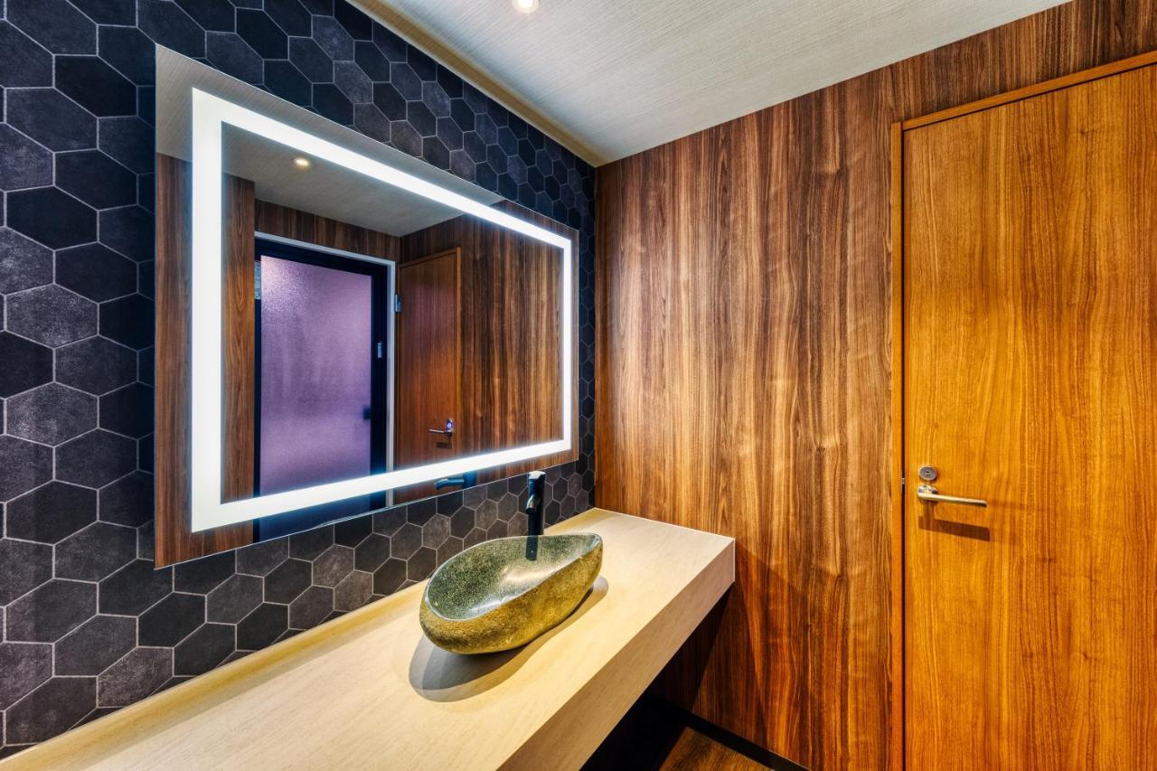 Hotel Lotus Okayama Adult Only ภายนอก รูปภาพ